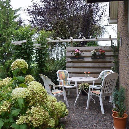 Cozy Vacation Home With A Private Garden Mantinge Екстер'єр фото
