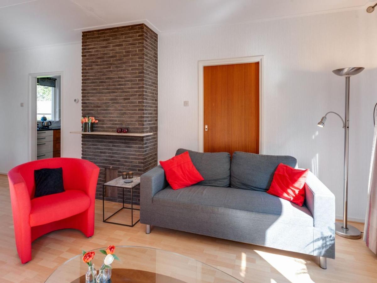 Cozy Vacation Home With A Private Garden Mantinge Екстер'єр фото